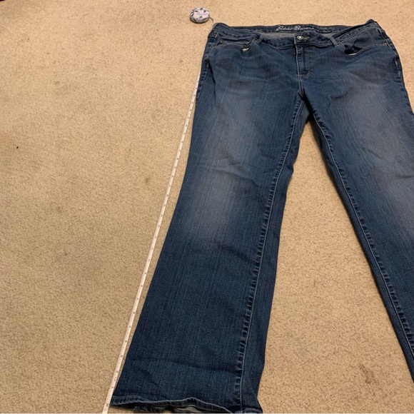 Eddie Bauer women’s size petite 16 slightly curvy boot cut medium wash jeans - Picture 12 of 15